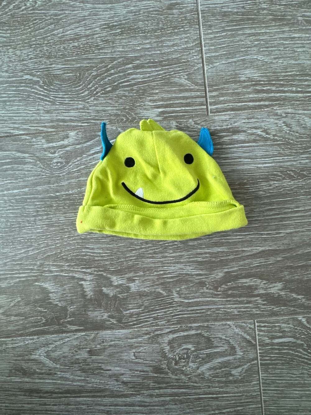 Just One You Made By Carter's Monster Hat Size 6M Green